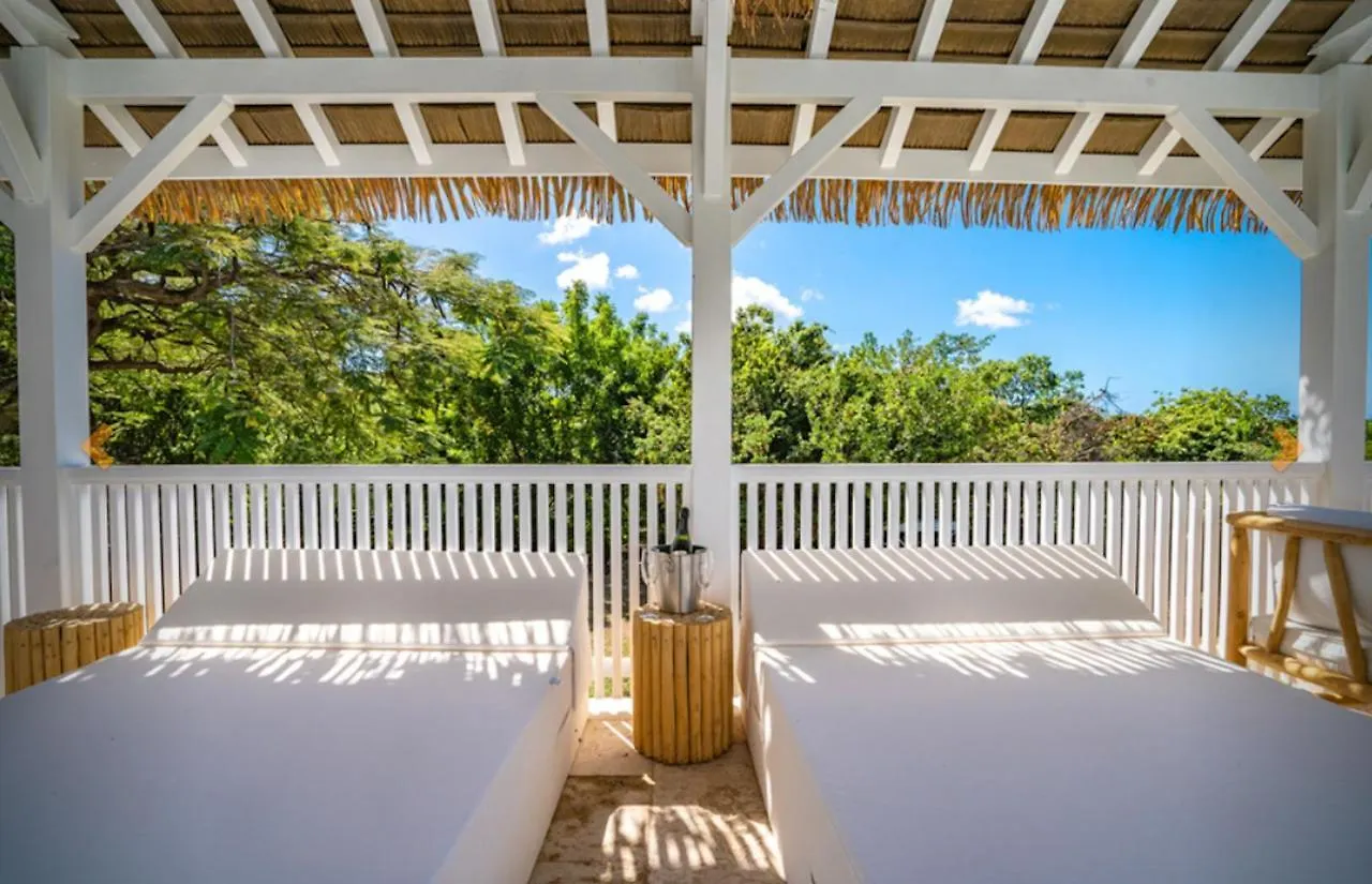 Elegant Villa In Terres Basses With Private Pool Les Terres Basses